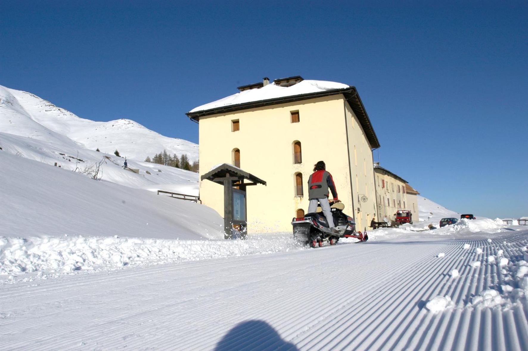 Hotel Dimora Storica La Mirandola Passo del Tonale Exterior photo